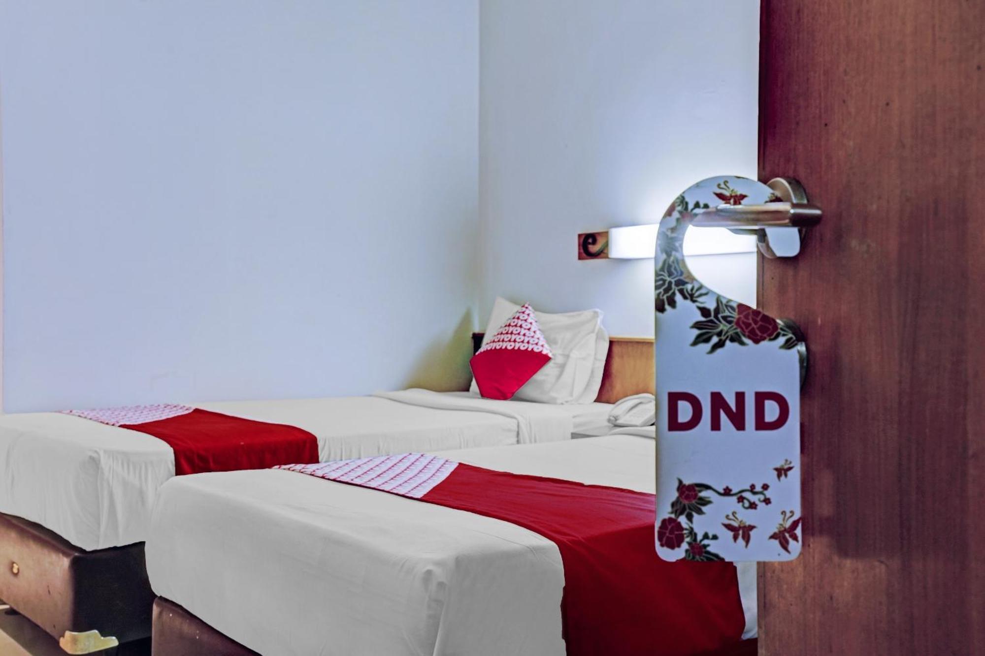 Hotel Collection O Riau Near Trans Formerly Montameri 3*